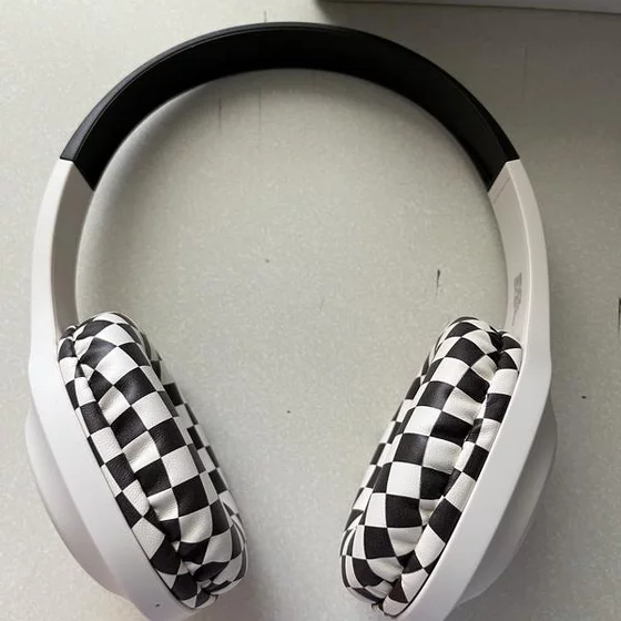 Wireless Built-in-Microphone Headphones - Heyday™ Brown Checkered: on-Ear, USB-C